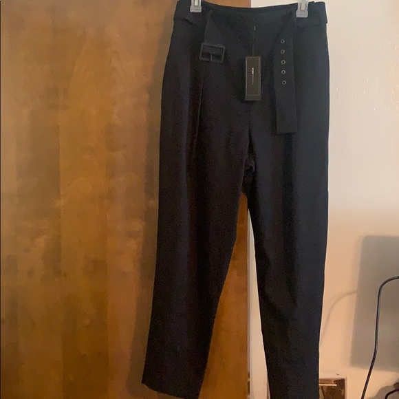 BCBG slacks size Medium brand new! - Picture 2 of 3